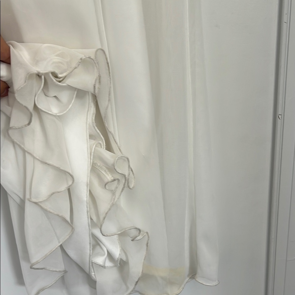 City Triangles Cream Sequin Ruched Gown - Picture 9 of 12